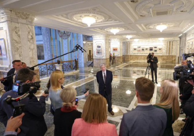 США зняли санкції із білоруського калію США зняли санкції із білоруського калію